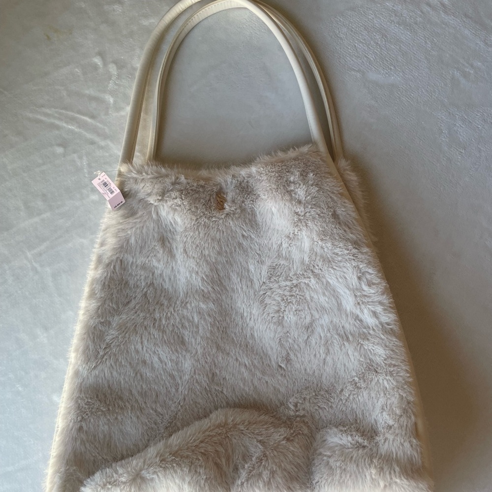 NWT Victoria's Secret White Faux Fur‎ Tote Bag Fluffy Plush Large Shoulder Bag